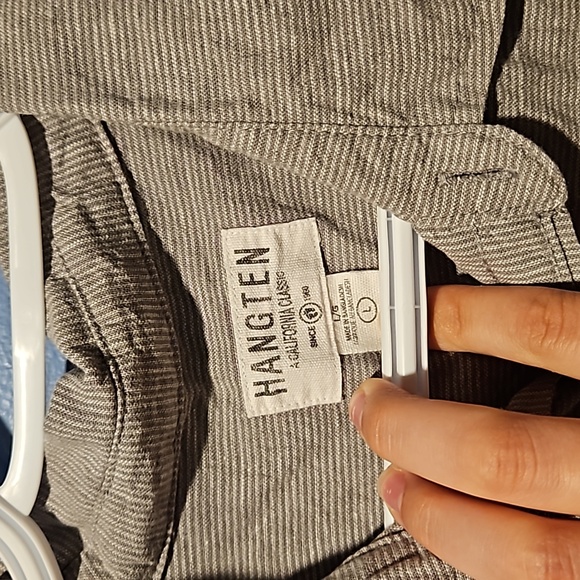 T-shirt button up - Picture 3 of 3